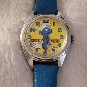 Vintage Smurf  Mechanic Kids Watch Smurf Time Bradley 1980s Youth Cartoon Smurfs